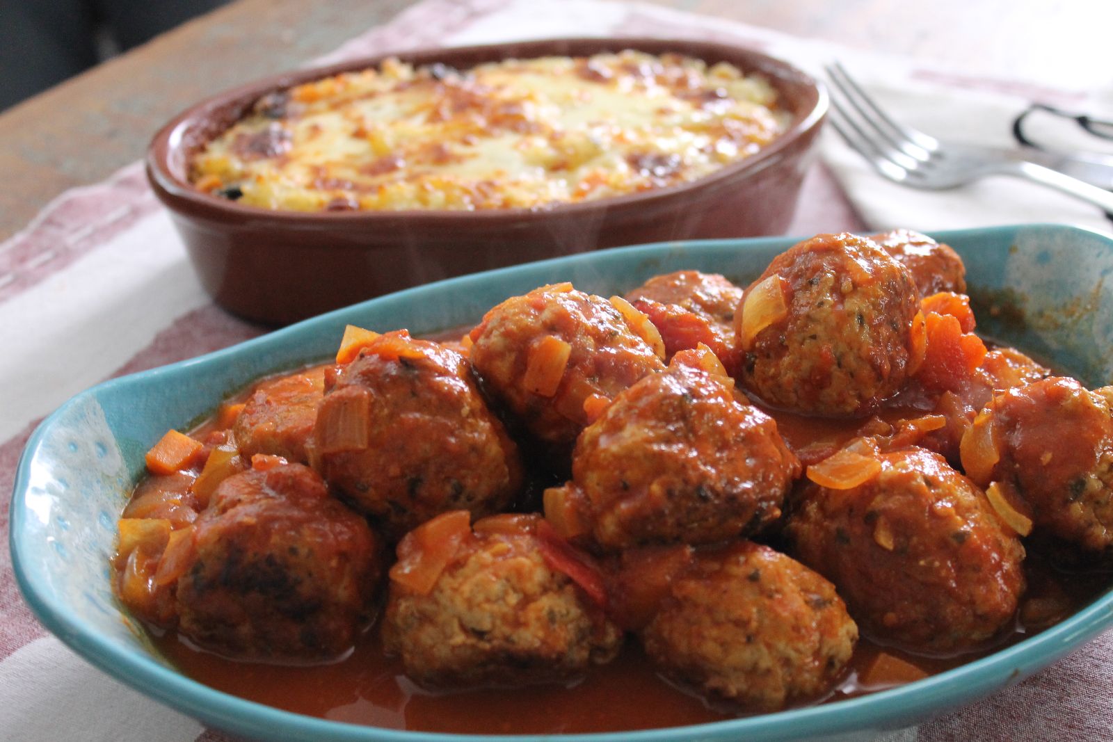 Albóndigas de cerdo con arroz cremoso gratinado | Santiago Giorgini